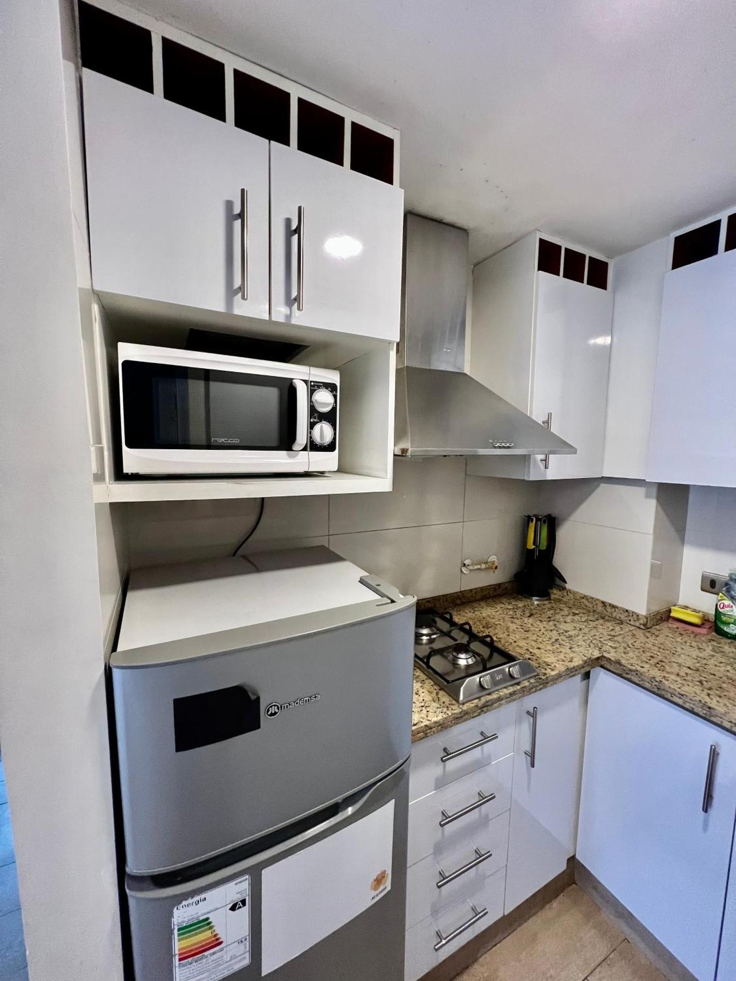 Depto Para 4 L Parque Arauco L Wifi L Parking L Lavadora-secadora Propia * Santiago