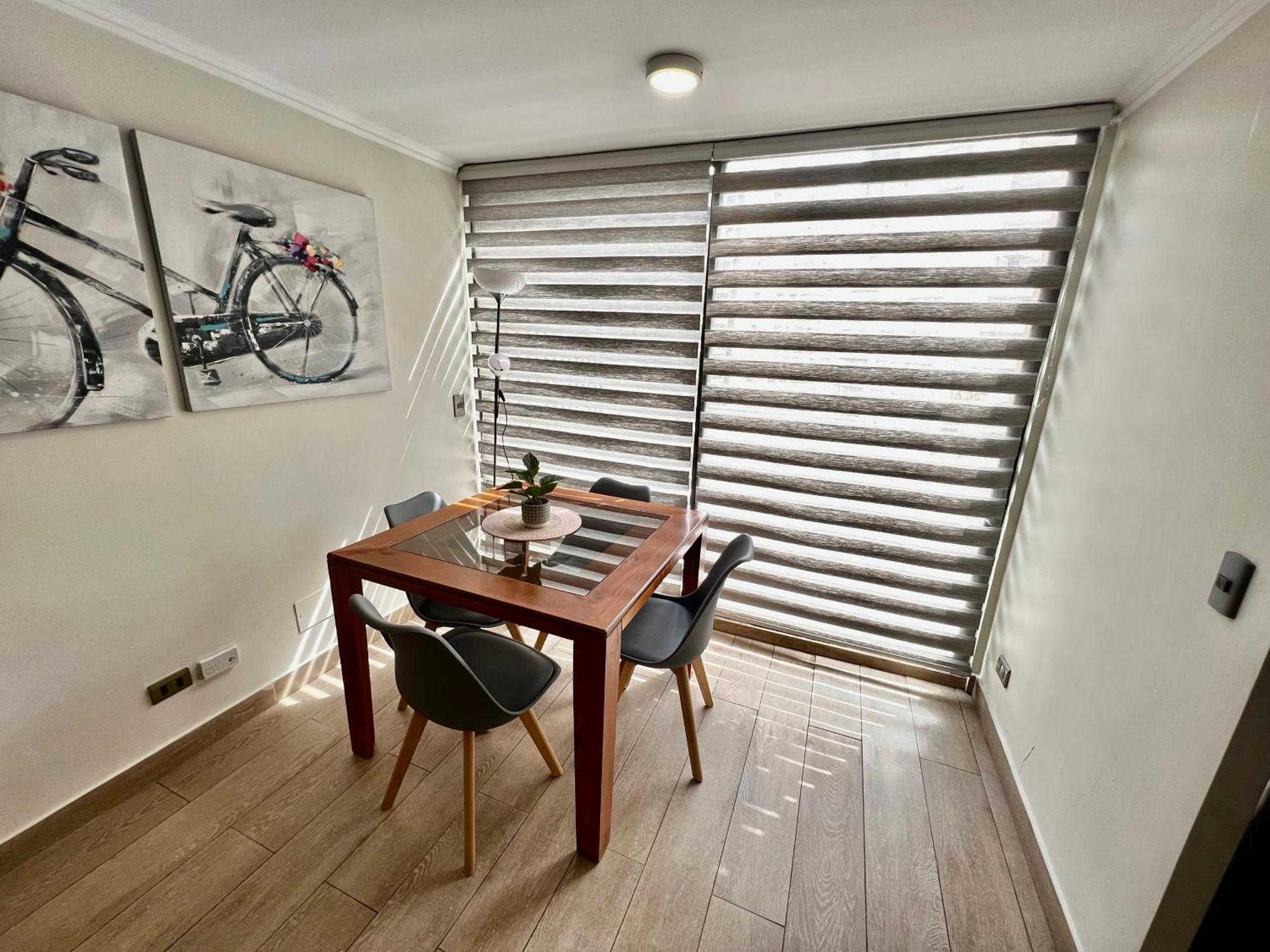 Depto Para 4 L Parque Arauco L Wifi L Parking L Lavadora-secadora Propia Apartamento Santiago