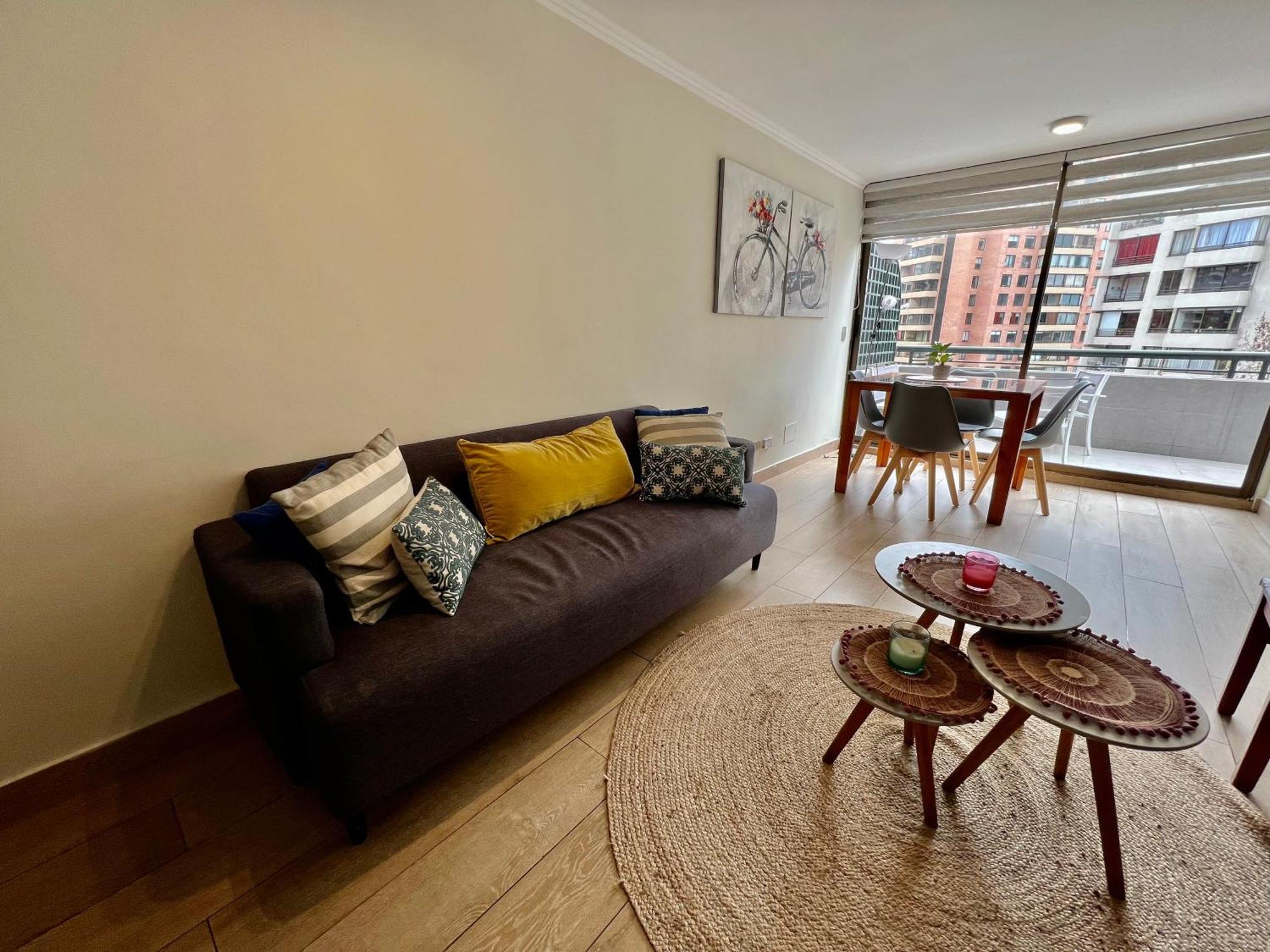 Depto Para 4 L Parque Arauco L Wifi L Parking L Lavadora-secadora Propia Apartamento *